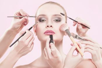 Cách trị mụn tại nhà