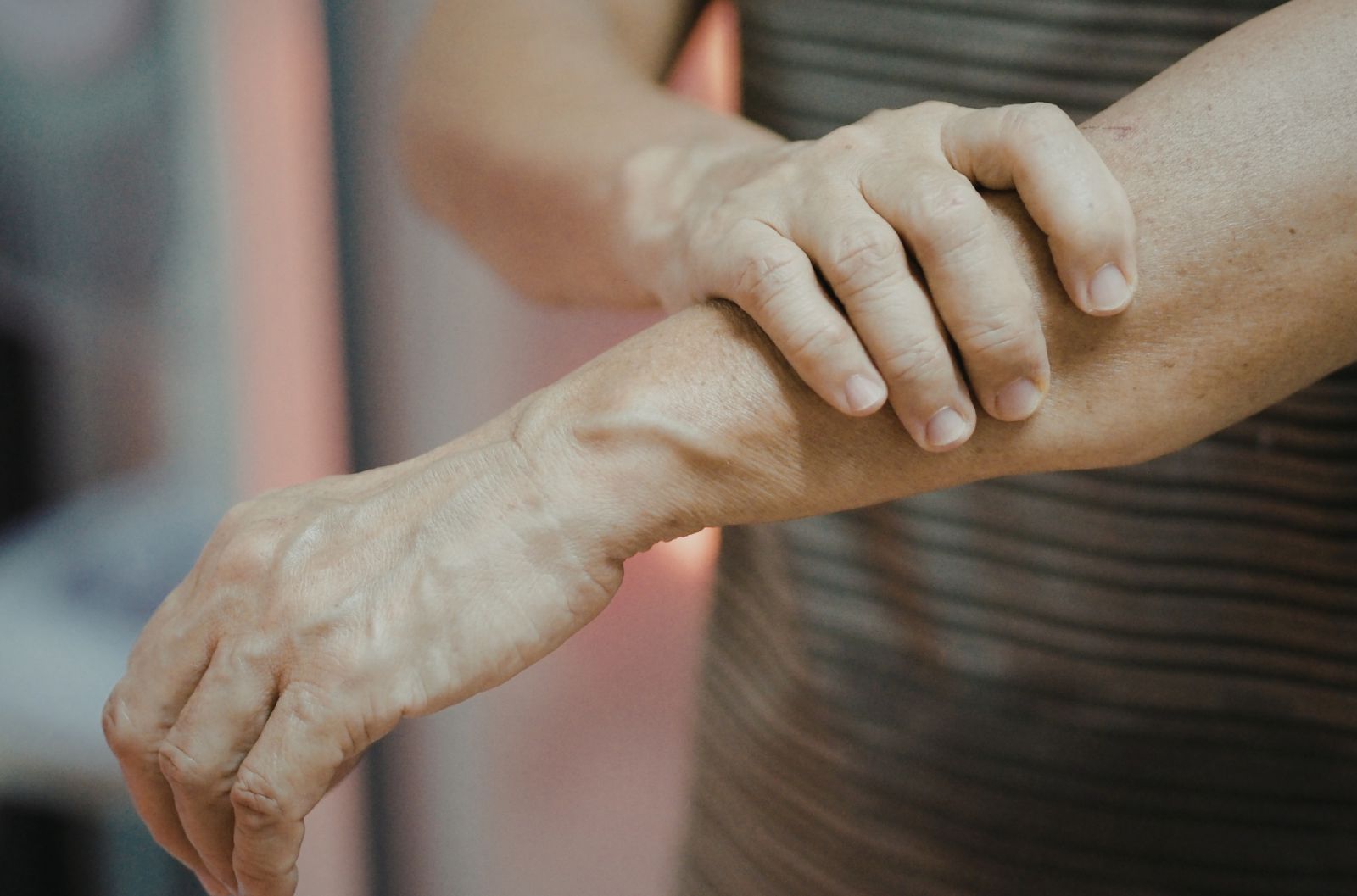 Lạnh tay chân vì máu lưu thông kém